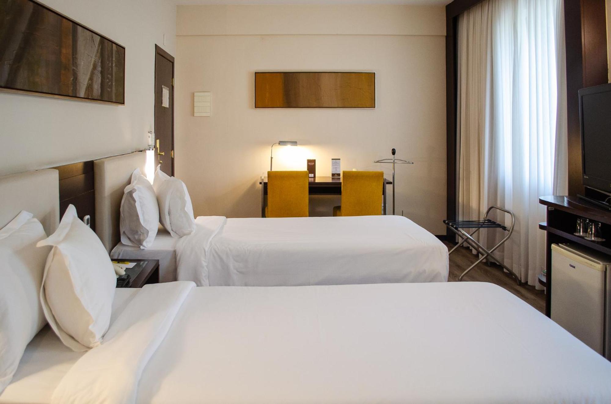 Royal Boutique Savassi Hotel Belo Horizonte Exterior foto A room at the hotel